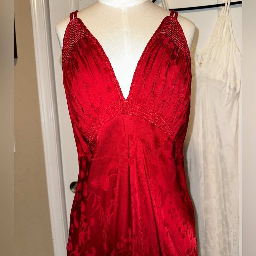 Spell Rosalie Slip Dress in a XXL measures more like XL EUC